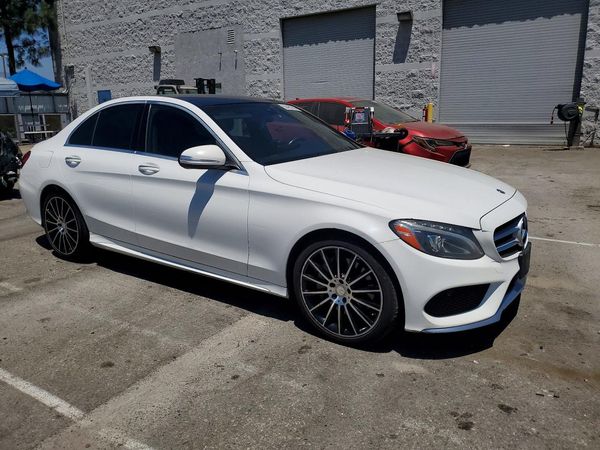 2015 MERCEDES-BENZ C 4-MATIC