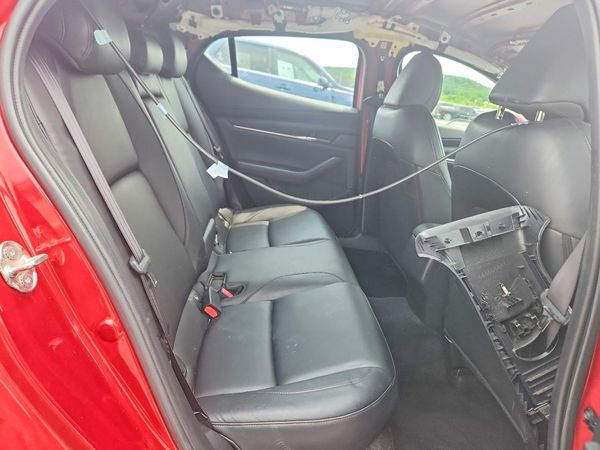 2019 MAZDA 3