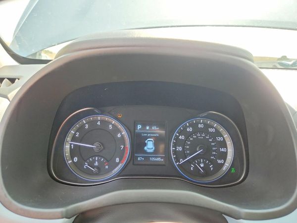 2019 HYUNDAI KONA SE