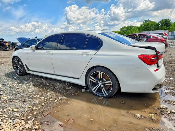 2018 BMW 750