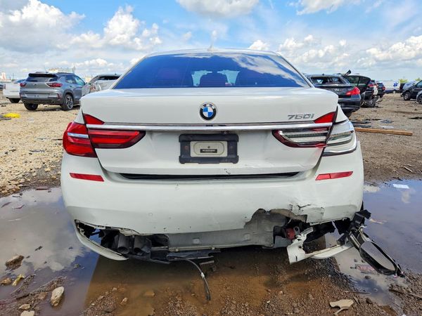 2018 BMW 750