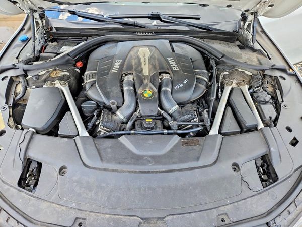 2018 BMW 750