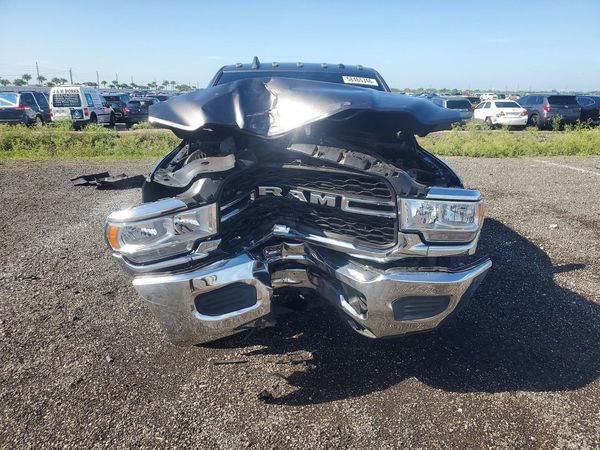 2019 RAM 2500 TRADESMAN CREW CAB 4X4