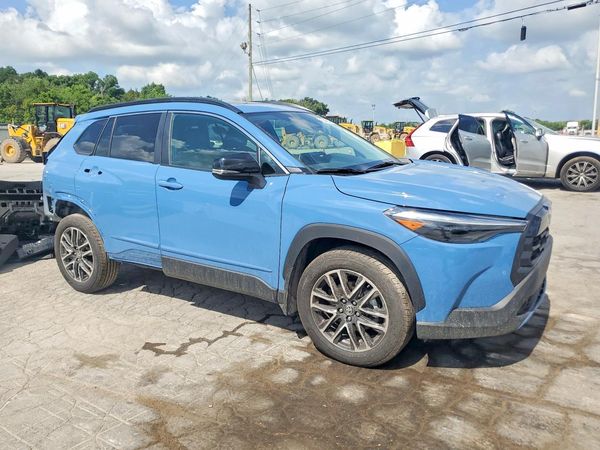 2026 TOYOTA COROLLA CROSS