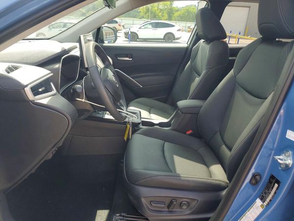 2026 TOYOTA COROLLA CROSS