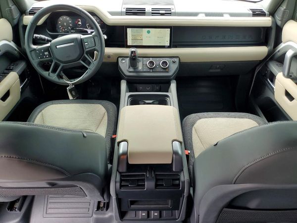 2023 LAND ROVER DEFENDER