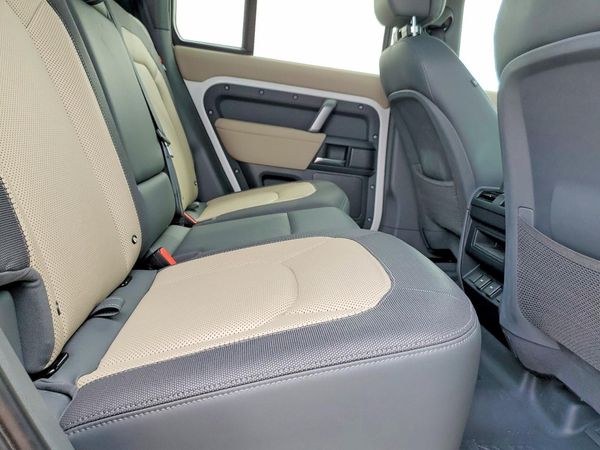 2023 LAND ROVER DEFENDER
