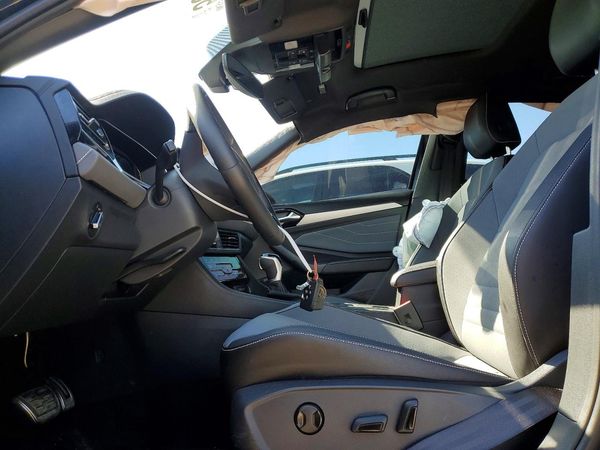 2025 VOLKSWAGEN JETTA Comfortline