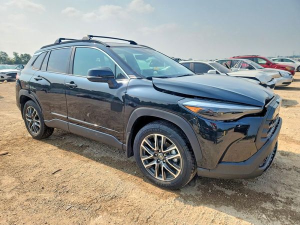 2026 TOYOTA COROLLA CROSS