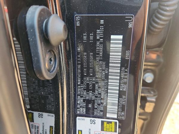 2026 TOYOTA COROLLA CROSS