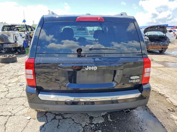 2016 JEEP PATRIOT LATITUDE FWD