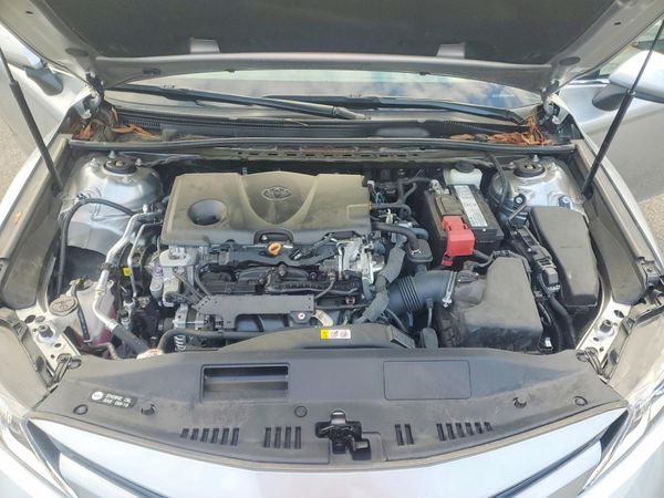2019 TOYOTA CAMRY
