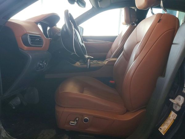 2021 MASERATI LEVANTE Base