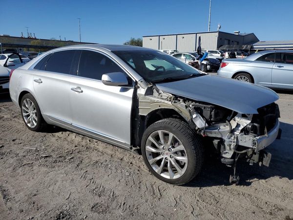 2015 CADILLAC XTS