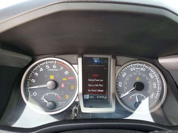 2023 TOYOTA TACOMA SR5