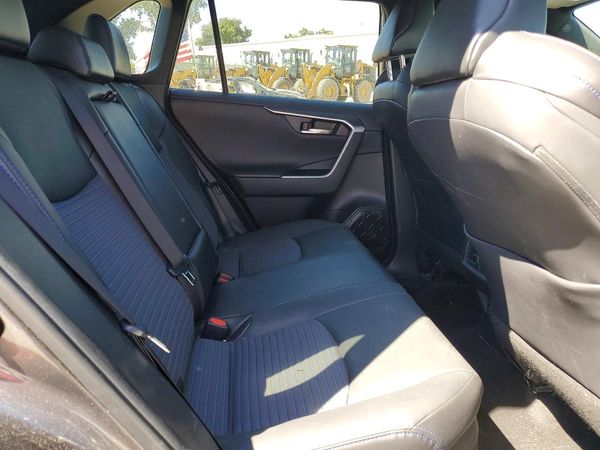 2023 TOYOTA RAV4 XSE