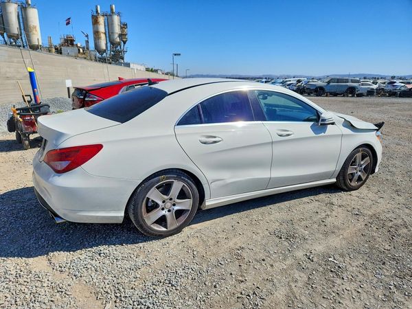 2016 MERCEDES-BENZ CLA