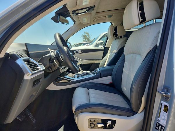 2024 BMW X7