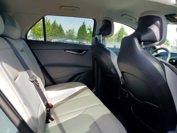 2024 KIA NIRO EX