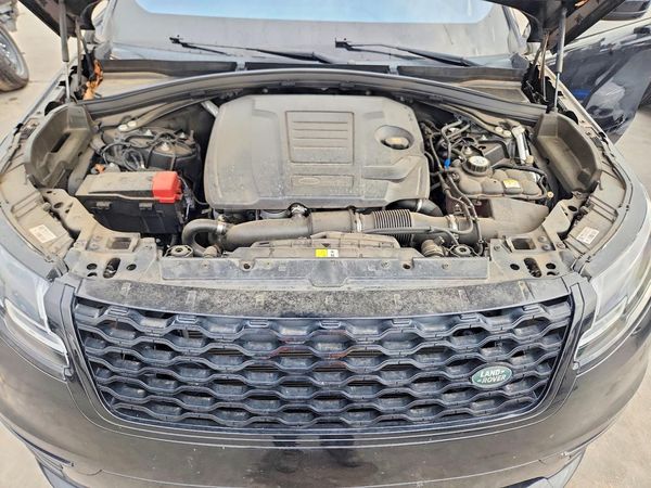 2019 LAND ROVER RANGE ROVER VELAR R-Dynamic SE