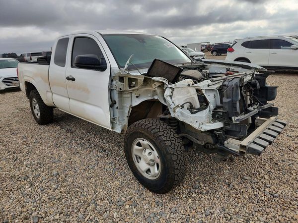 2020 TOYOTA TACOMA SR5