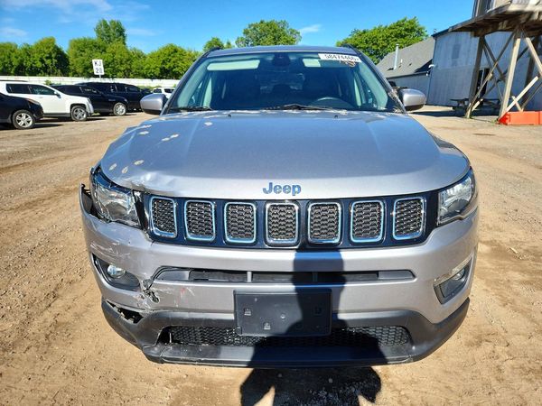 2017 JEEP COMPASS