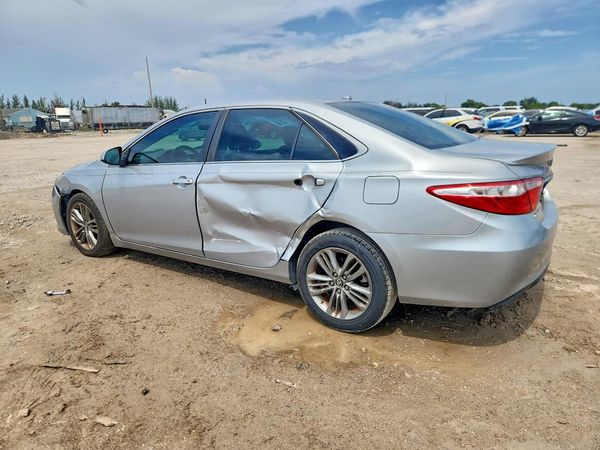 2016 TOYOTA CAMRY