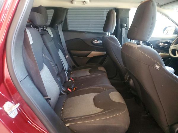 2018 JEEP CHEROKEE LATITUDE FWD