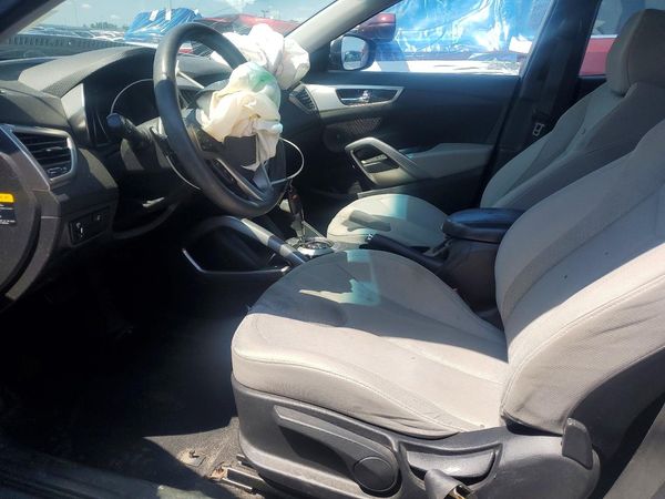 2012 HYUNDAI VELOSTER