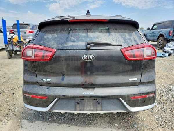 2017 KIA NIRO