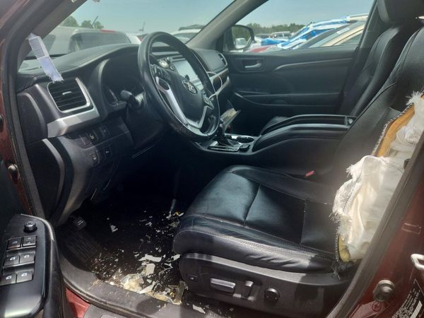 2015 TOYOTA HIGHLANDER