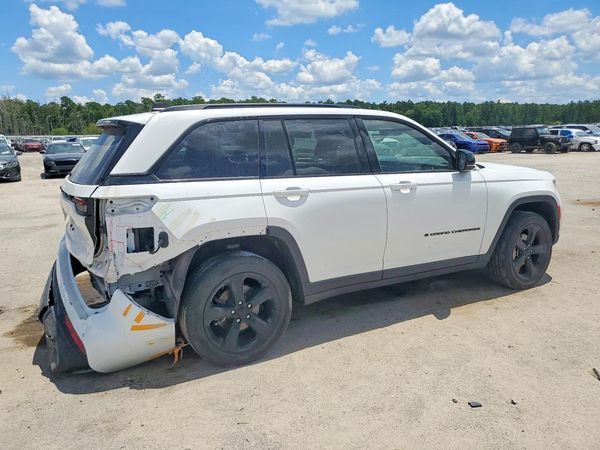 2023 JEEP GRAND CHEROKEE LAREDO 4X4