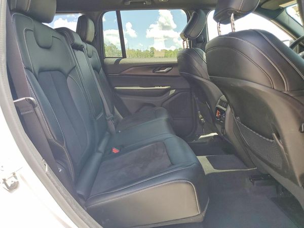 2023 JEEP GRAND CHEROKEE LAREDO 4X4