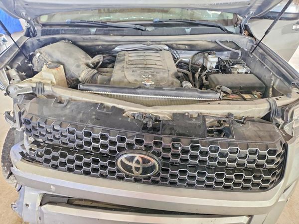 2020 TOYOTA TUNDRA Platinum Grade