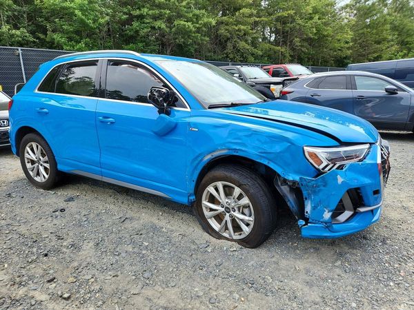 2023 AUDI Q3