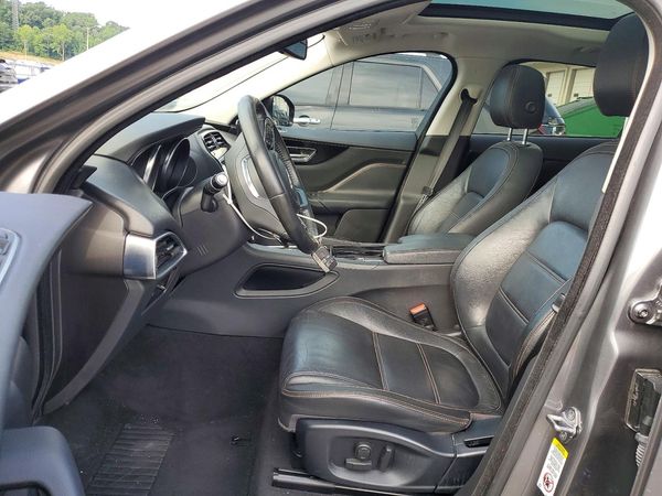 2018 JAGUAR F-PACE Standard