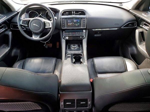 2018 JAGUAR F-PACE Standard