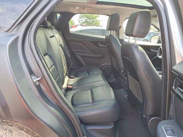 2018 JAGUAR F-PACE Standard