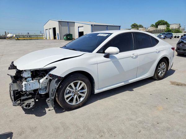 2025 TOYOTA CAMRY