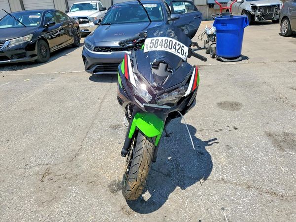 2022 KAWASAKI EX650