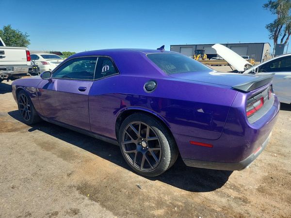 2016 DODGE CHALLENGER SXT Plus