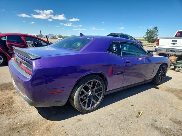 2016 DODGE CHALLENGER SXT Plus