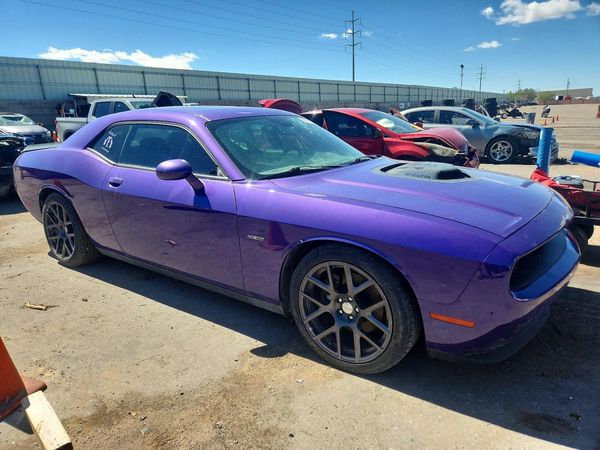 2016 DODGE CHALLENGER SXT Plus
