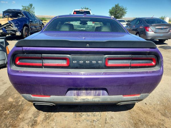 2016 DODGE CHALLENGER SXT Plus