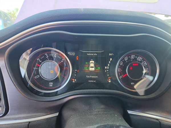 2016 DODGE CHALLENGER SXT Plus