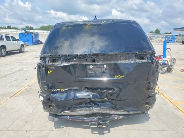 2023 KIA CARNIVAL LX, LX Seat Package