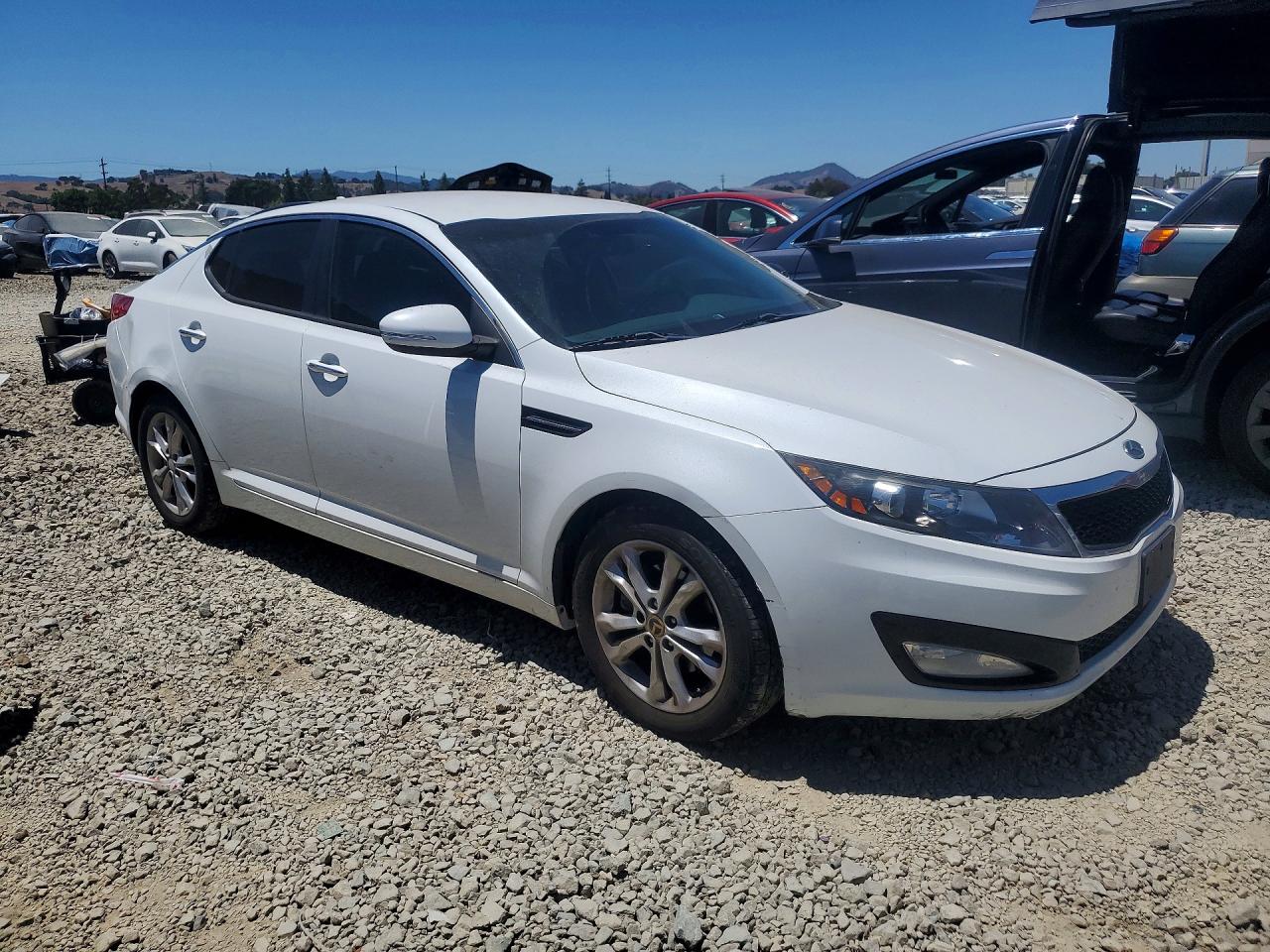 2013 KIA OPTIMA LX