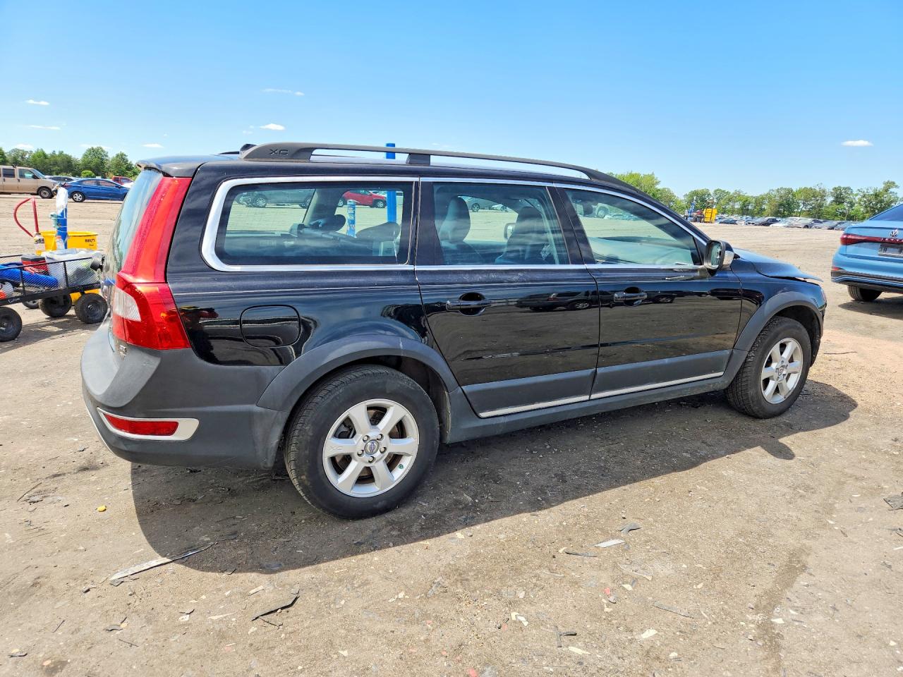 2010 VOLVO XC70
