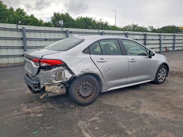 2021 TOYOTA COROLLA