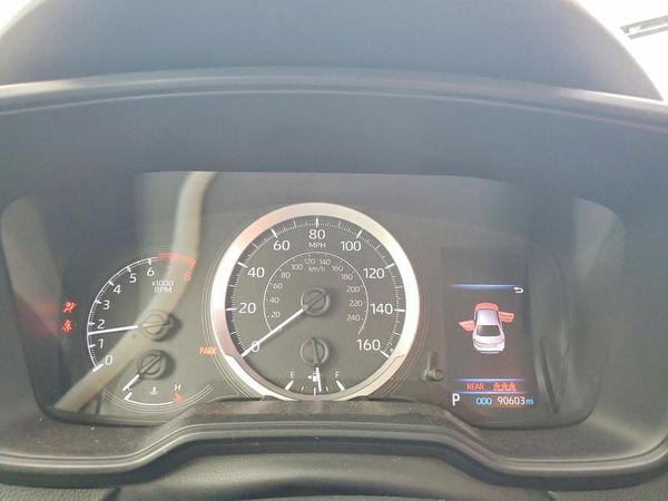 2021 TOYOTA COROLLA